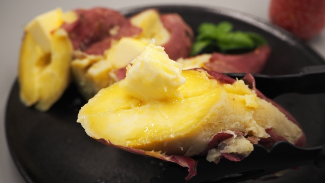 万能コンロ 石焼き芋っくん ミニ 焼き芋器 焼き芋機 石付き 防災グッズ 災害対策 頑丈 炊き出し 石焼き芋 焼き芋 さつまいも 紅はるかバーベキューコンロ バーベキューグリル BBQ キャンプ用品 薪 コンロ 丹波 TK-2タケイチ工業オンラインショップ