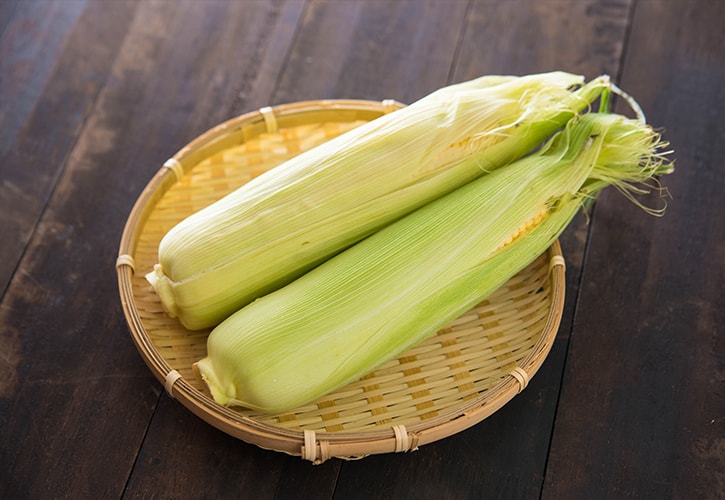 スーパーアキダイ 秋葉社長に聞く!「おいしいトウモロコシの見分け方」を実践!毛深い黒髭が買い⁉『あたらしい日日』 こんな時代の ニューノーマルな暮らし方。食と農、生活情報をお届けします