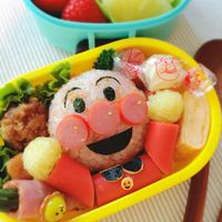アンパンマンおにぎりでハピバ弁〖キャラ弁〗平日お昼ご飯はお弁当or外食とまとママのおいしいごはんとお弁当