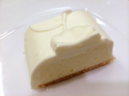 ◇赤坂のチーズケーキ安中千絵の食ブログ