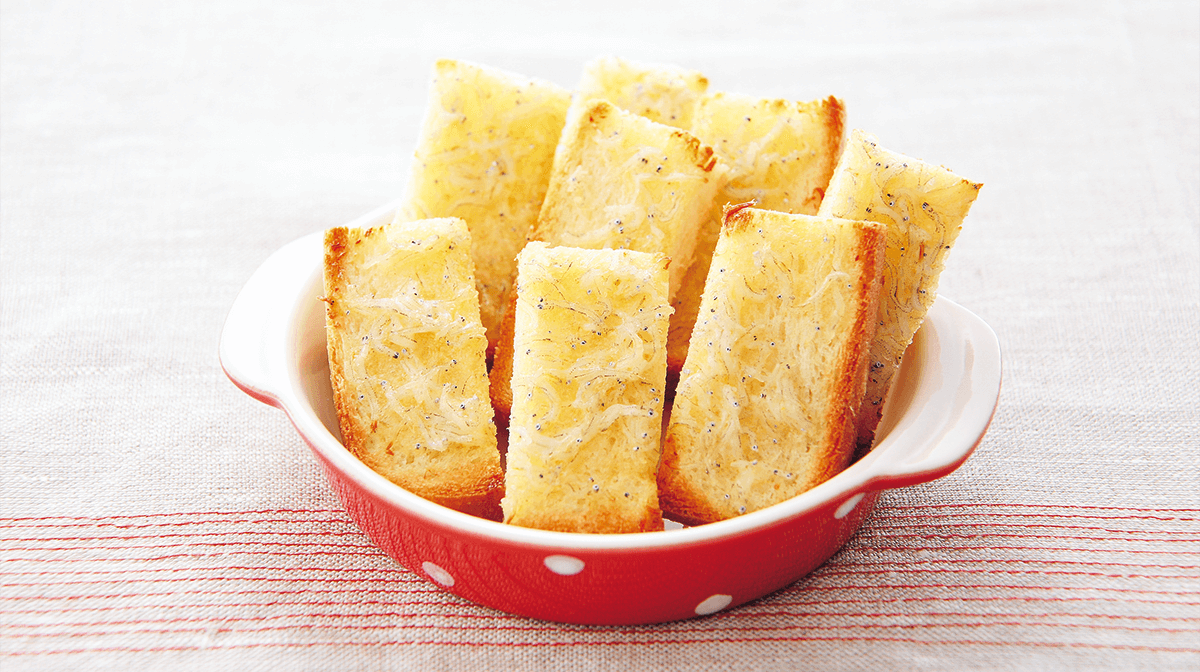 離乳食後期に 手づかみでOK！ 納豆としらすのにぎにぎうどんシマダヤ株式会社