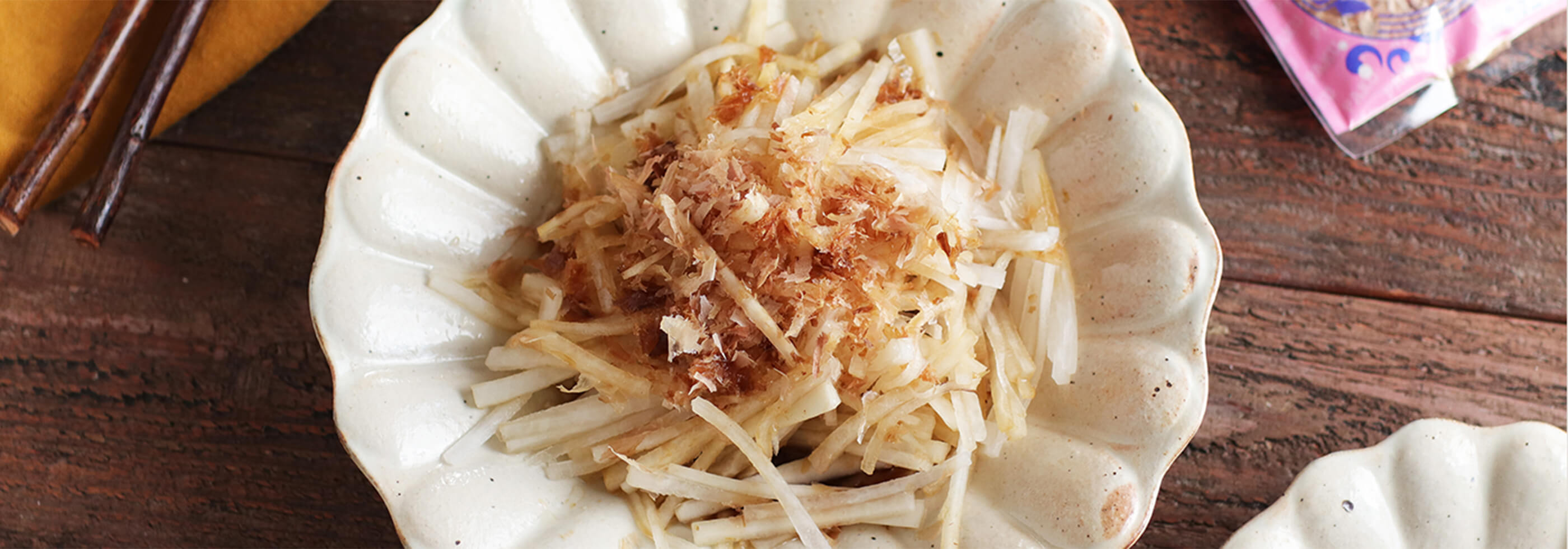 カリカリじゃこと大根の和風サラダ かつお節が美味しい♪♪