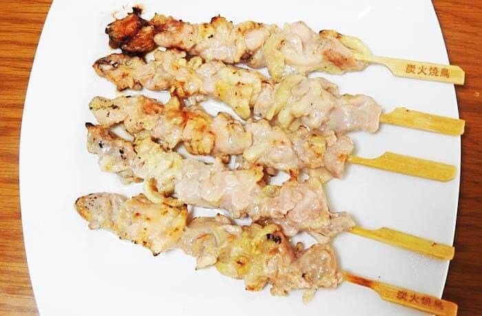 業務スーパー 新商品！備長炭香る本格派 レンチン調理できる冷凍の焼き鳥 ありママchannel- エキスパート - Yahoo!ニュース