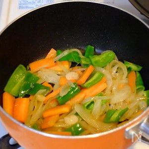 ナポリタンに合わせるおかずに困っています。もう1品足すとしたら何がいいでしょうかkufura クフラ 小学館公式