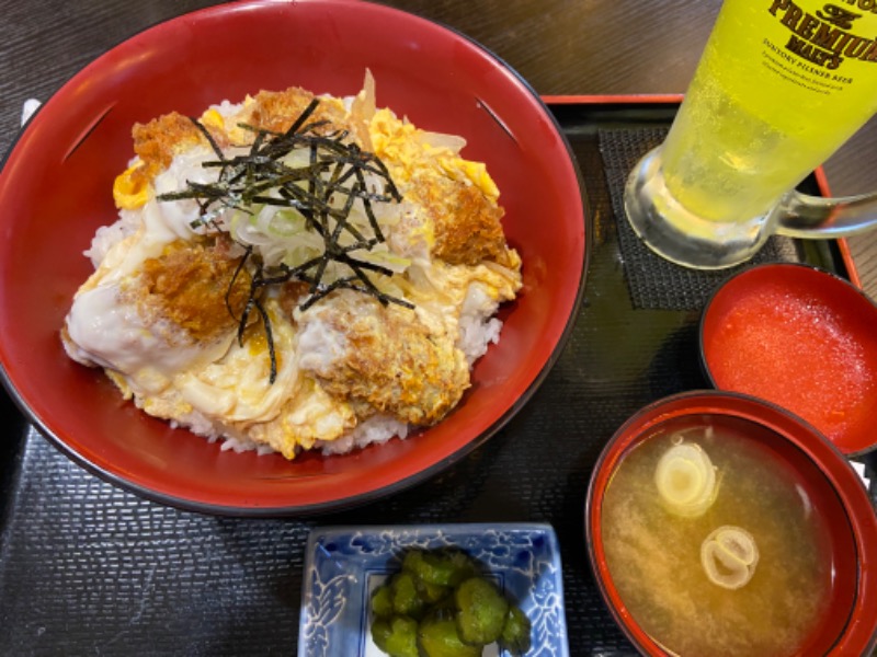 牡蠣フライ卵とじ丼の写真素材108973994- PIXTA