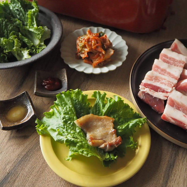 おうちにホットプレートがあるなら今すぐやろう！！サムギョプサルパーティー！！ おうちごはんめしはし 東京コスパグルメ が投稿したフォトブックLemon8