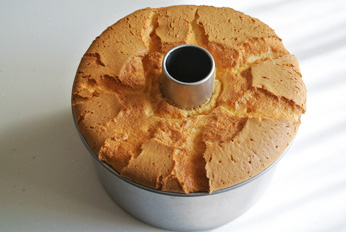 シフォンケーキの失敗_焼き縮みと焼き詰まり - キリンはハマグリのなかま