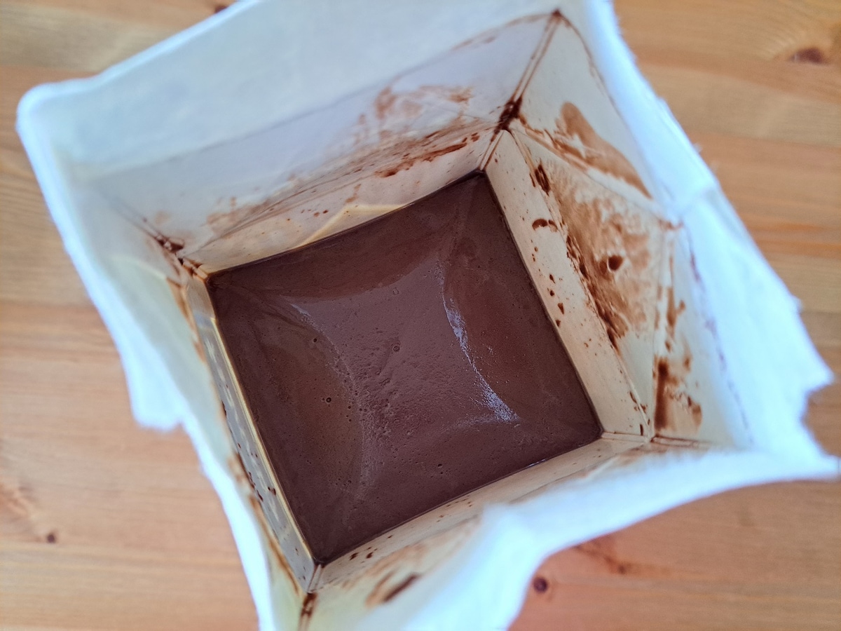 出た！大容量”1kg”スイーツ♪ 業務スーパー 「しかも1人約40円!?」牛乳パックデザート『白桃ゼリー』すご - くふう トクバイニュース