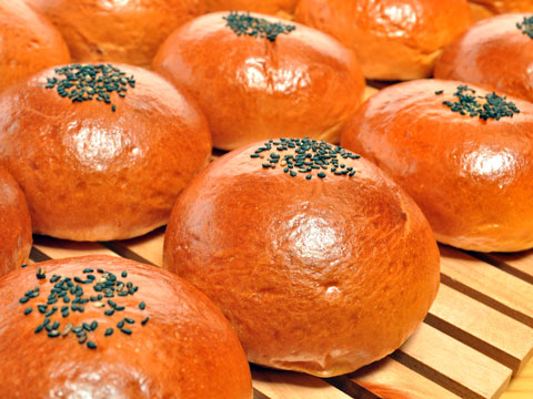 焼き立てパン詰め合わせ♪ 24日製造発送 豪華惣菜パン＆菓子Sweetsセット♥ おまかせパン＆焼菓子 詰め合わせ セット 7種類 菓子パン パン焼き菓子高知県室戸市ふるさと納税サイト「ふるなび」