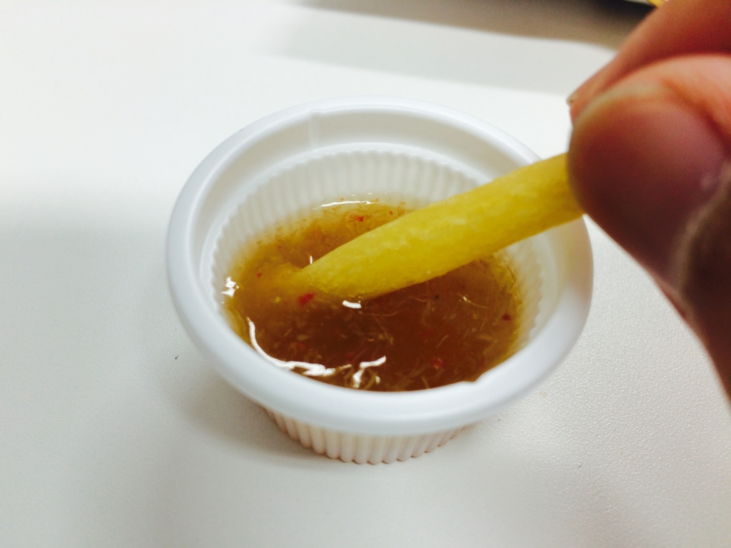 日本海地区限定販売 じゃがりこ 贅沢かにだし味を食べました。感想通販でカニを買うならこのサイト