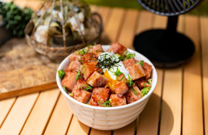 美味しいキャンプ飯の料理レシピ20選!簡単にできる定番からおしゃれメニューまで じゃらんニュース