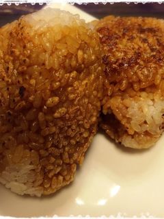 フライパンで簡単焼おにぎり