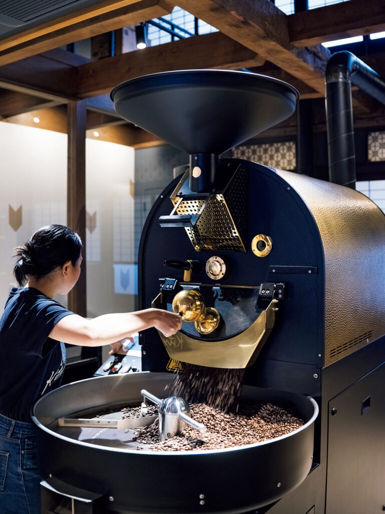 カフェ キツネ 岡山 ロースタリーCafé Kitsuné Okayama Roastery- 岡山市 その他レストラン・カフェ -ファッションプレス