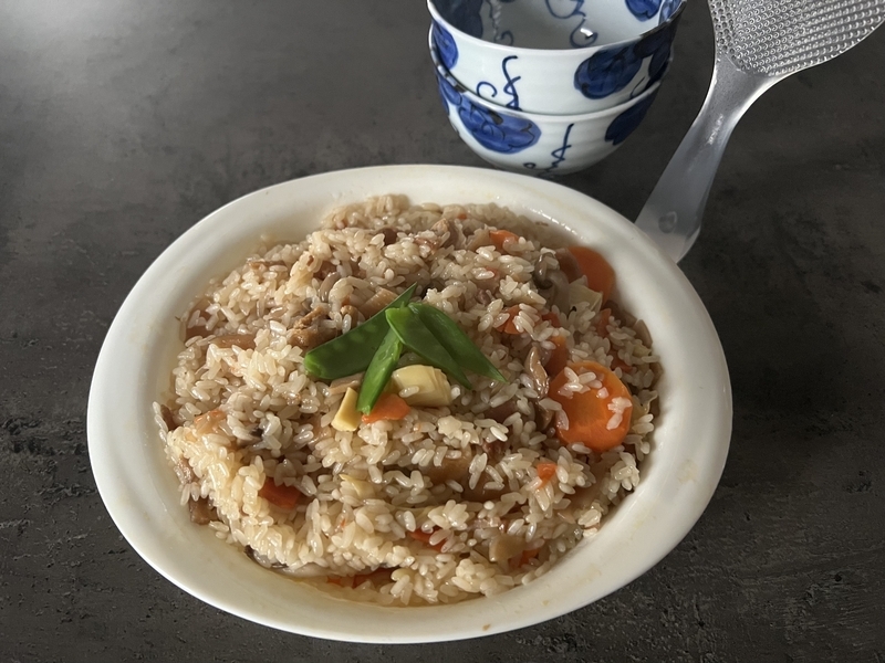 きのこの炊きおこわ