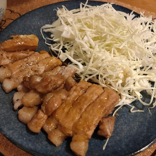 塩麹パワーで柔らかく o^^oボリューム満点!「四日市トンテキ」 : noleの「もぐもぐ日記」