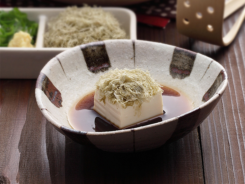 今日は簡単鍋！！長ネギと豆腐で湯豆腐
