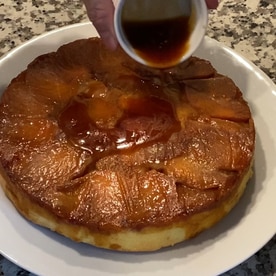 焼かないから簡単！柿のひんやりタルトタタン風