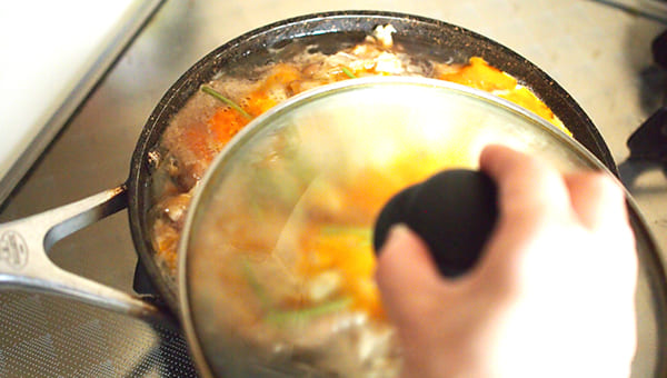 黄金比率でおいしく！ ふわとろ卵の親子丼のレシピいきなり料理上手に！「味つけ黄金比率」ってすごい。オレンジページnet