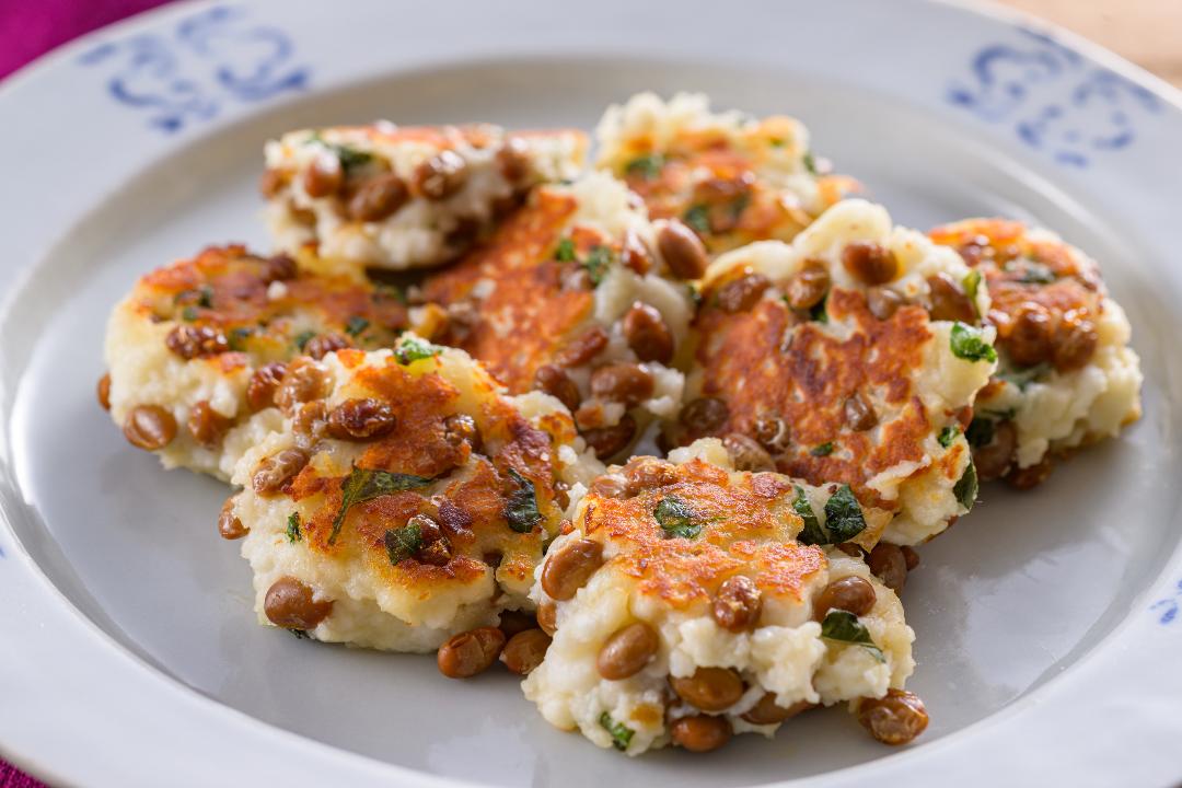 3パック余裕で消える間宮祥太朗の「ひきわり納豆の食べ方」が簡単で絶品 – Sirabee