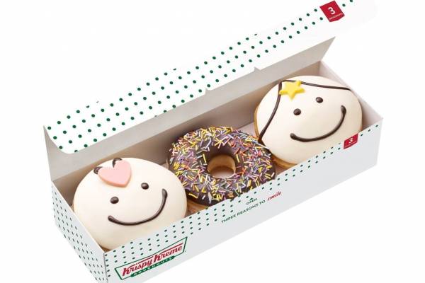 LOVE5 by Krispy Kreme Doughnutsbird and insect