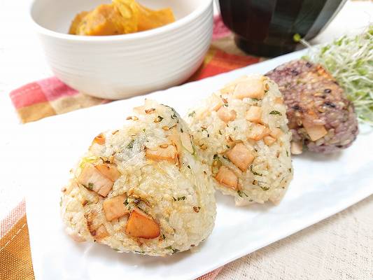 チキンナムルおにぎり