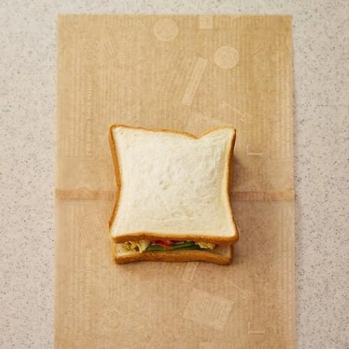 少しの手間でカフェ風に。ワックスペーパーを使った サンドイッチの包み方キナリノ