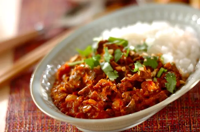 家事ヤロウで話題！カルディの サンバル は辛味調味料のネクストブレイク！ちょい足しオススメレシピ9選 - E・レシピ 1 1ページ