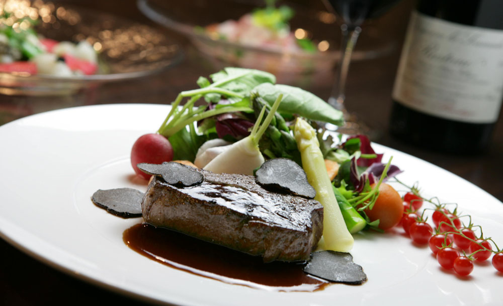 料理写真の撮影はライティングが命！ おいしく撮るための5つのコツ - ココナラマガジン