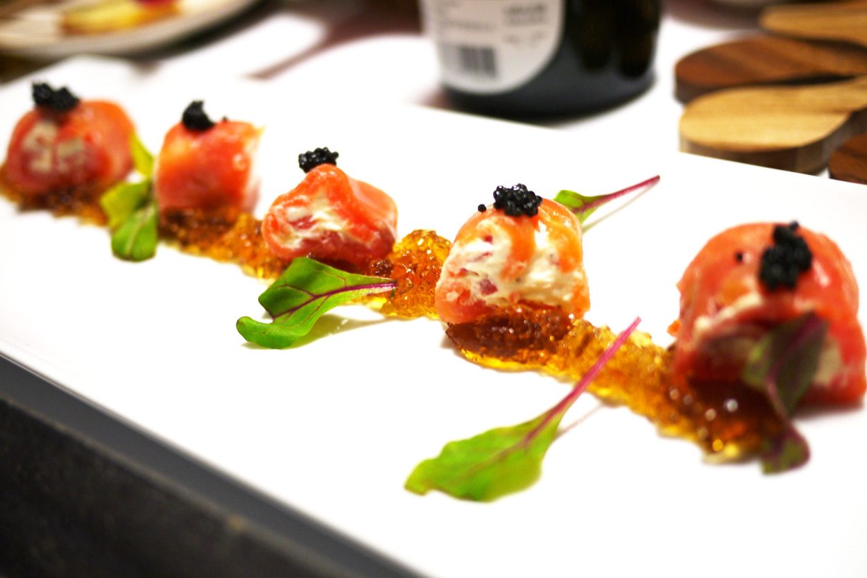 スモークサーモンとクリームチーズのリエット フレンチ惣菜 フランス料理 ビストロ ワイン ギフト 冷凍便 その他お惣菜 中目黒ビストロボレロ 通販11323162Creema クリーマ