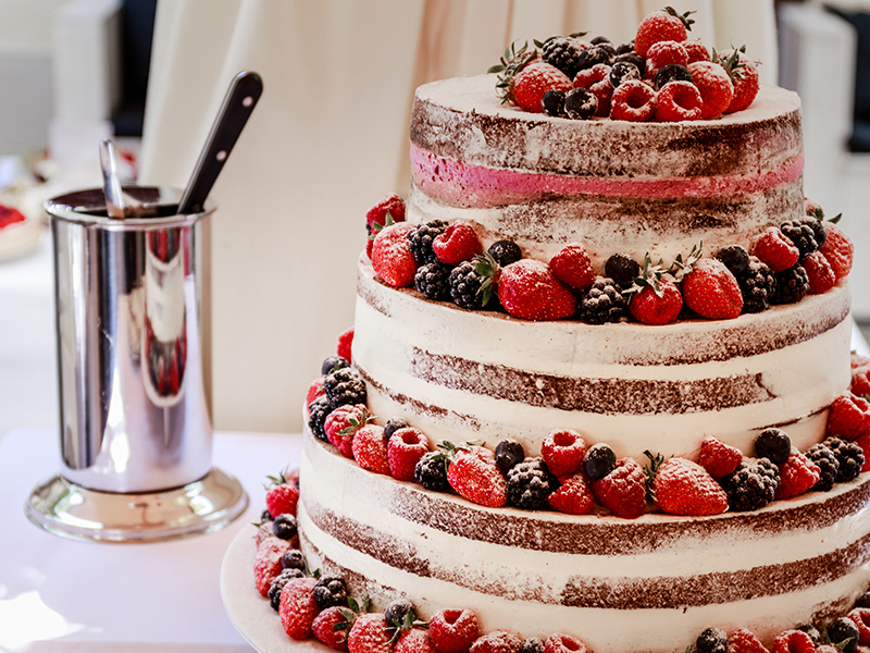 誕生日や記念日に!お取り寄せできるおしゃれケーキ20選HANKYU FOOD おいしい読み物フード 食品・スイーツ 阪急百貨店公式通販HANKYU FOOD