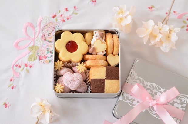 ぴよりんアトリエ こだわりの新商品！「ひよりの手作りクッキー缶」発売！7種の手作りクッキーを詰め合わせた特別なスイーツギフトジェイアール東海フードサービス株式会社のプレスリリース