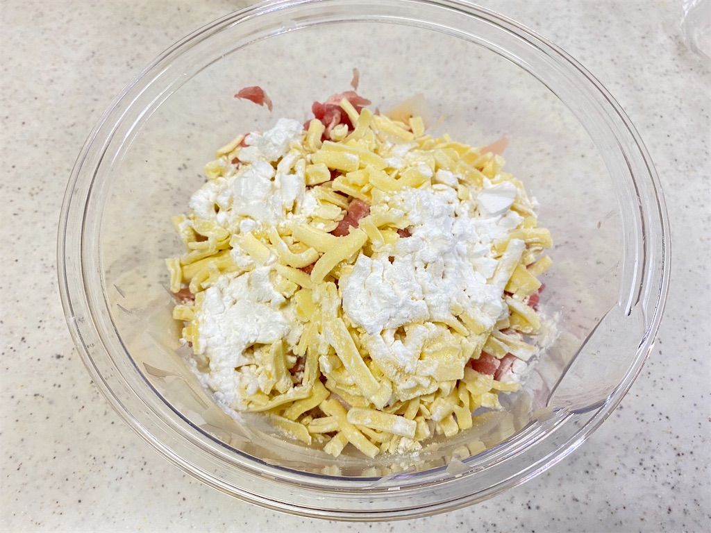 豚こま肉は下味冷凍が賢い。凍ったままつくる「豚肉とジャガイモのチーズ焼き」レシピESSEonline エッセ オンライン