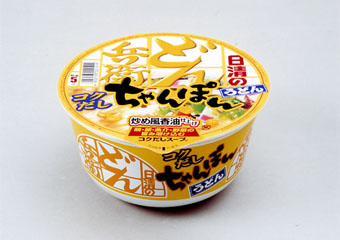 日清のどん兵衛 シーフードちゃんぽんうどん！豚骨をベースに魚介の旨味を利かせた“コクうま”な一杯きょうも食べてみました