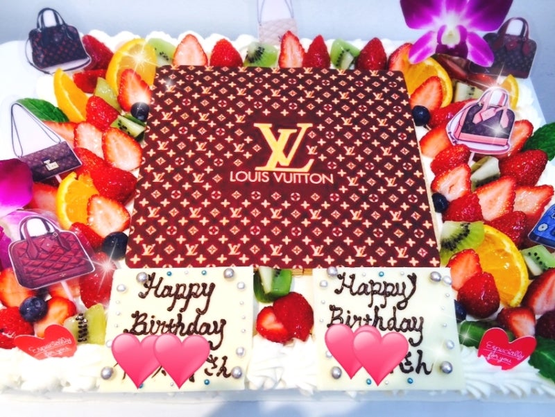 ヴィトンLOUISVUITTON ありがとうございました🥰 ご予約はDM、LINEから受け付けております🎂💓﻿ LINEID👉🏼@o.d.c.nonon アットマーク含む ﻿手書き キャラチョコ 似顔絵チョコ ケーキ 誕生日ケーキ バースデーケーキ誕生日 デコレーションケーキキャラクター