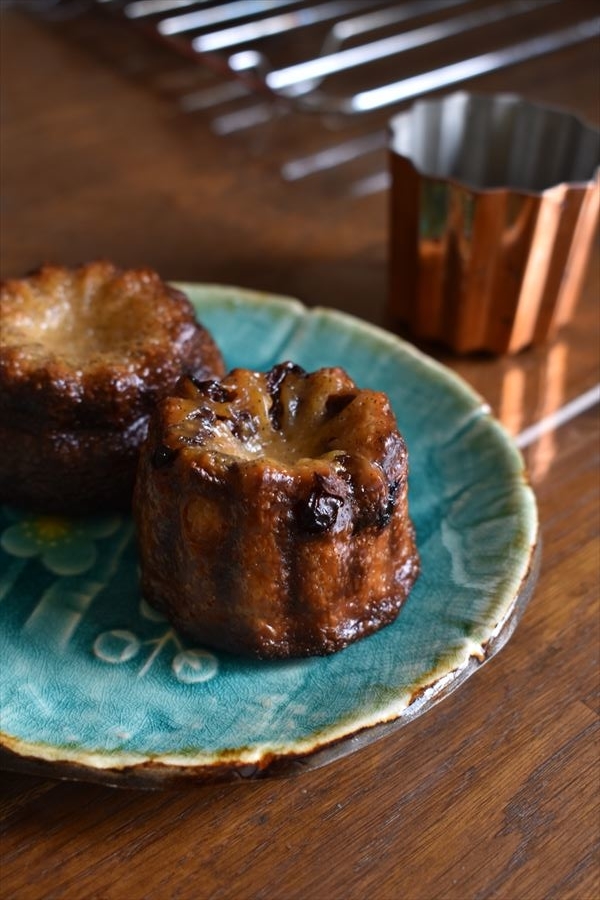 外はカリッ中はもっちり♡ カヌレ
