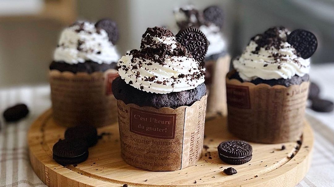 ふわふわマシュマロのチョコカップケーキ