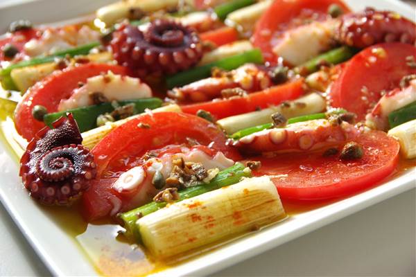 おつまみに！ タコのねぎ塩まみれ