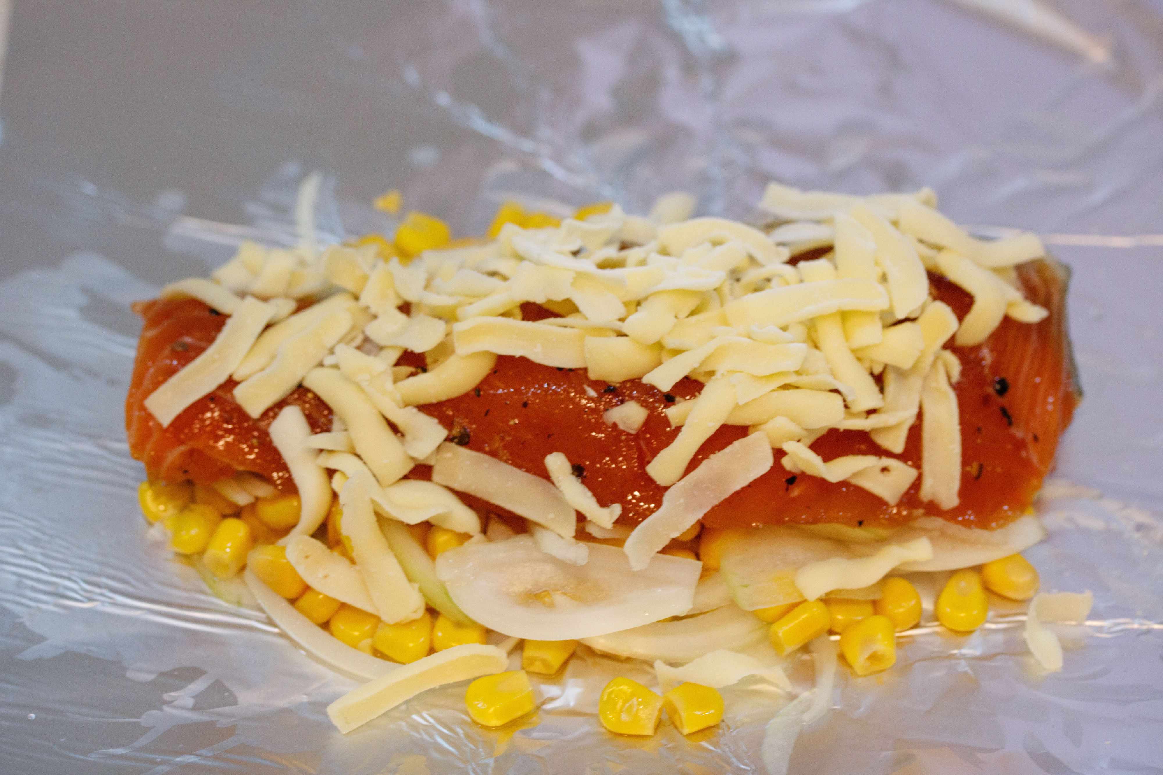 オーブントースターでかんたん！鮭のみそマヨホイル包み焼き