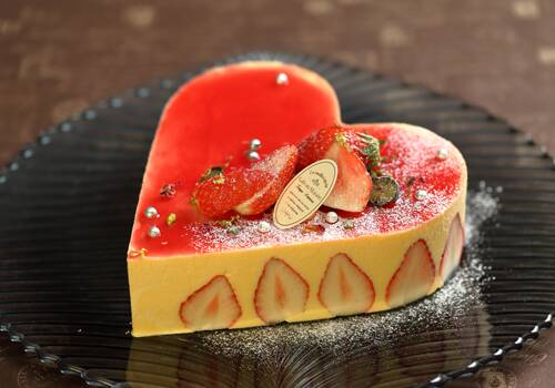 海テーマにぴったり♡ウェディングケーキおすすめ10選 今週のスタスナ omotte magazine fromANNIVERSAIRE記念日にまつわるマガジン