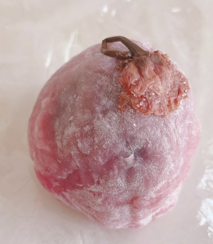 Uchi Café×八天堂 かすたーど苺大福 ローソン のレビュー！一般的な餡子×苺の苺大福とはまったく違う、新感覚の苺大福♪ : １９８６０７０７Powered by ライブドアブログ