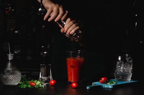 楽天市場10%OFFクーポン発行中モッツ Clamato クラマト トマト カクテル ジュース 946ml2本ドリンク ハマグリスパイス レッドアイ カクテル ブラッディシーザー ブラッディメアリー パスタ スープ 野菜飲料 クラムブロス ギフト プレゼント めぐりズム