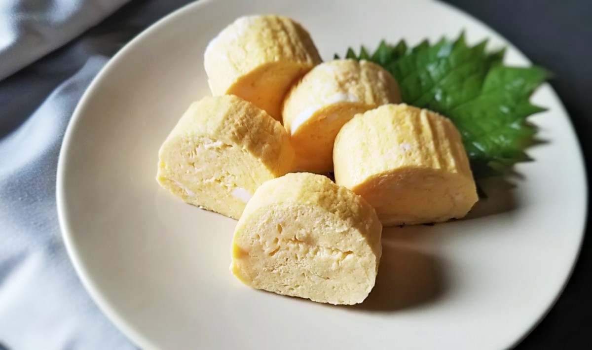 卵2個で作る！ 白だし香るだし巻きのレシピ動画・作り方デリッシュキッチン