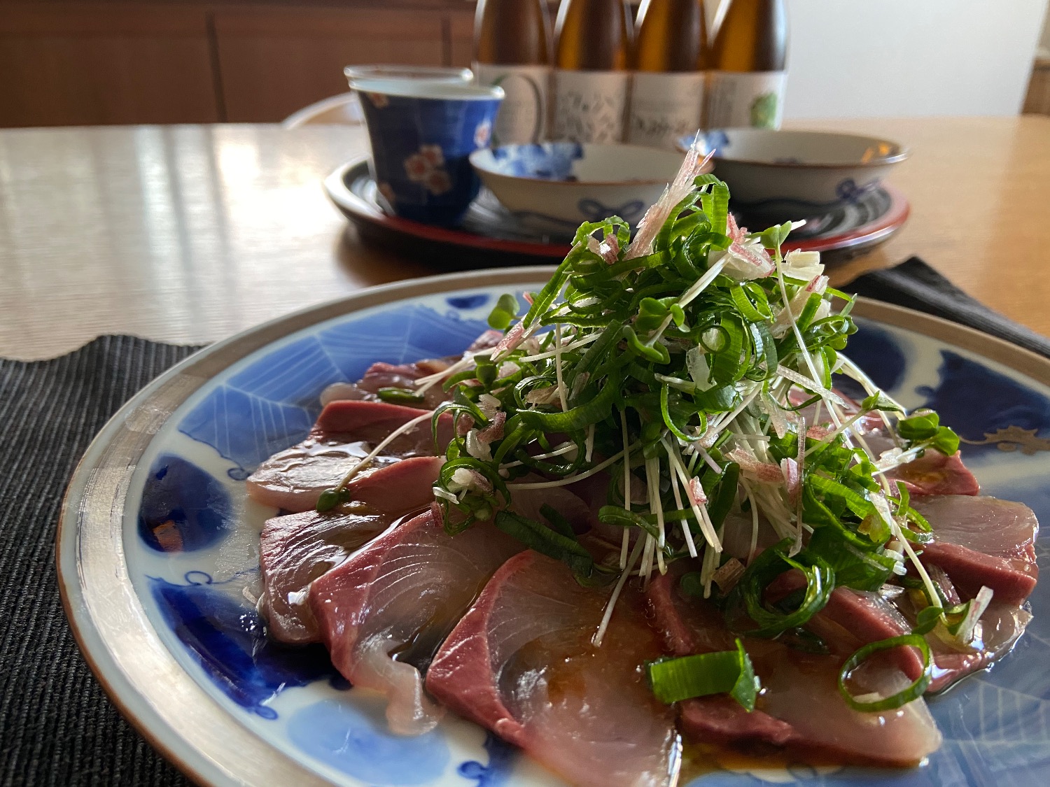 鮮度抜群ハマチの生食 和風カルパッチョ と お刺身 にして食べた