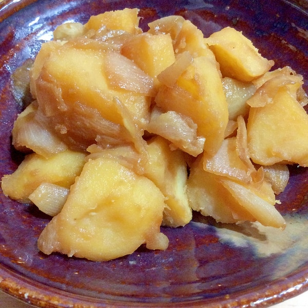 じゃがいもと新玉ねぎとこんにゃくの煮物