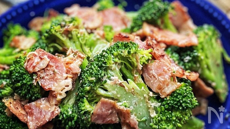 冷凍ブロッコリーとベーコンのサラダ - レシピ - 冷凍食品・冷凍野菜はニチレイフーズ