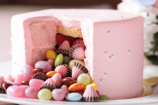 飛び出すケーキ プレゼントが飛び出す！サプライズケーキセットの紹介Happy Birthday Project ハピバ