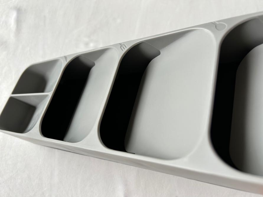 ジョセフジョセフの引き出しトレーで、カトラリー整理 - wappa