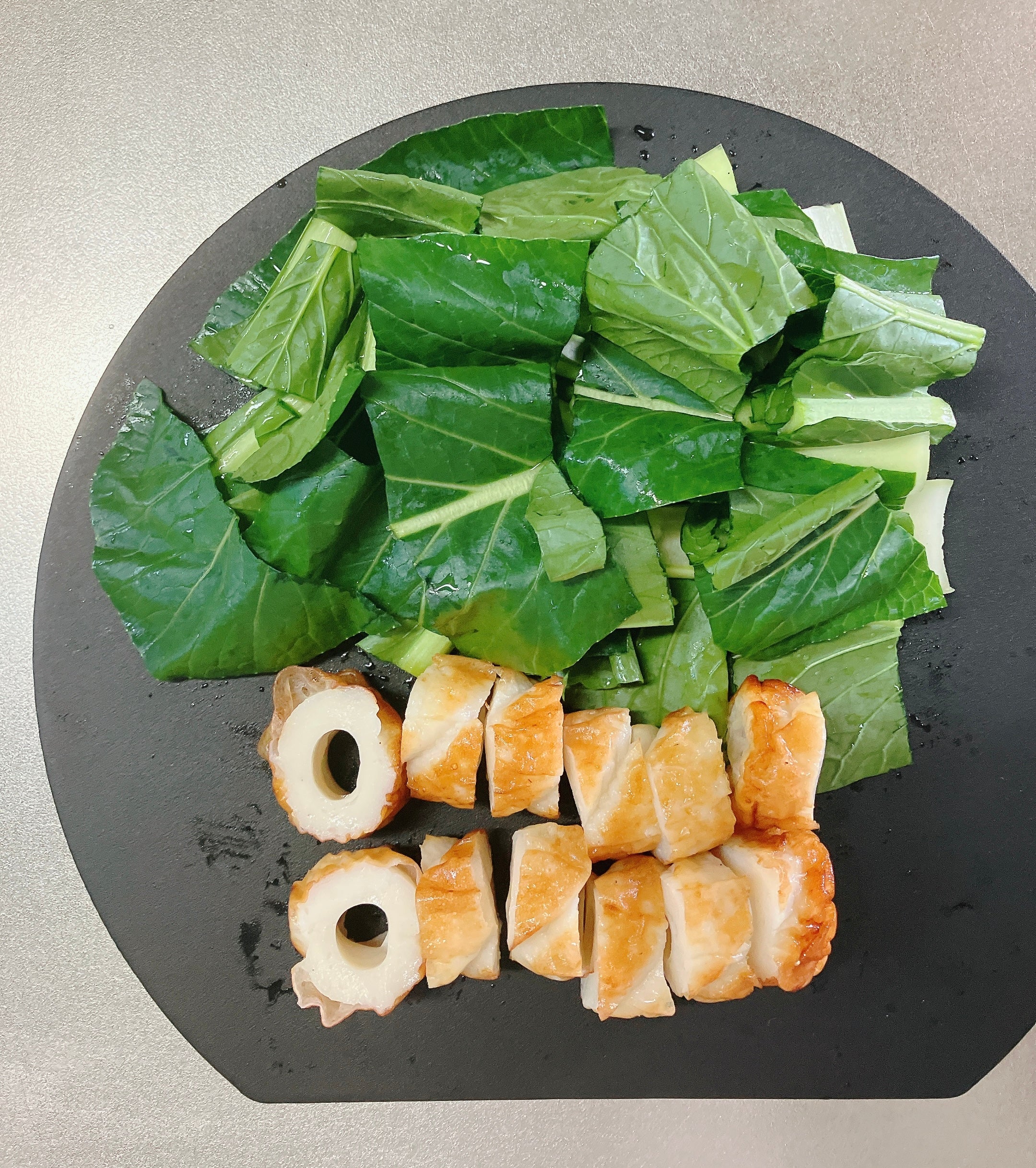 高タンパク質の人気レシピ『鶏胸肉と小松菜のしょうが鍋』の作り方オレンジページ ニュースデイリーオレンジページnet