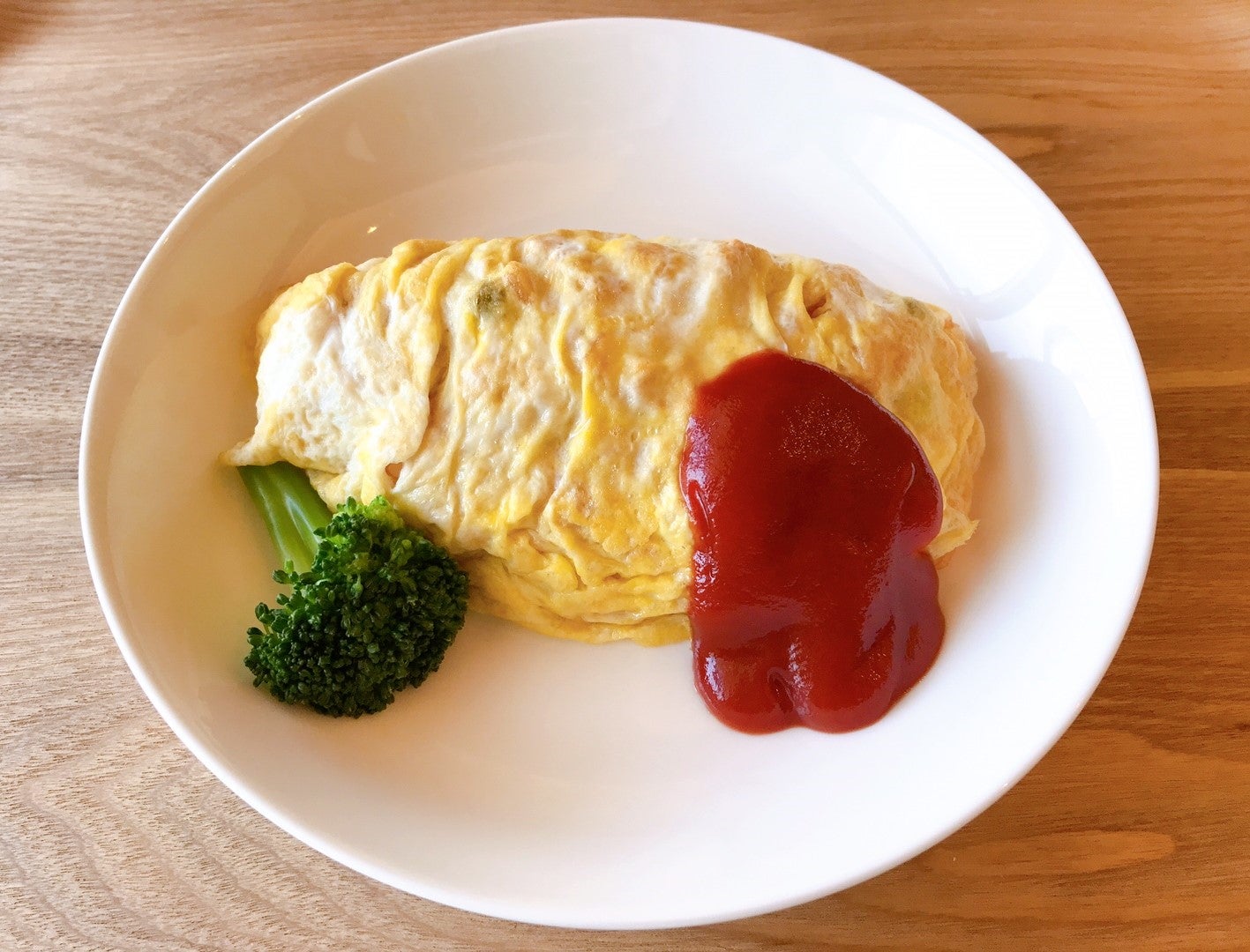 オムライスに合う付け合わせ50選。献立の幅が広がるおかず・副菜レシピ特集folk