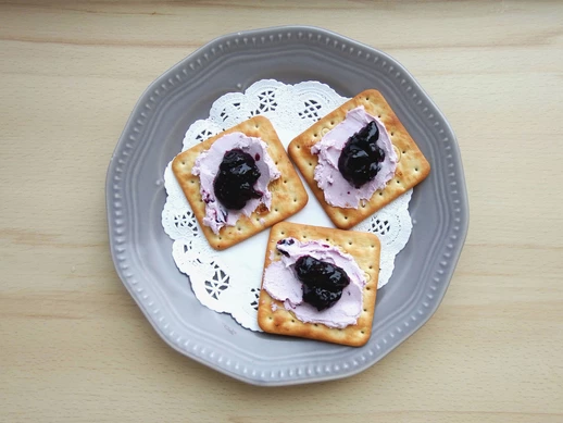 クラッカー×クリームチーズ 絶対真似したい♪人気レシピ30選の人気レシピ・作り方デリッシュキッチン